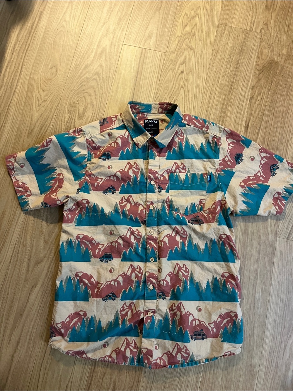 Kavu Men's The Jam Shirt- Dream Van size L
